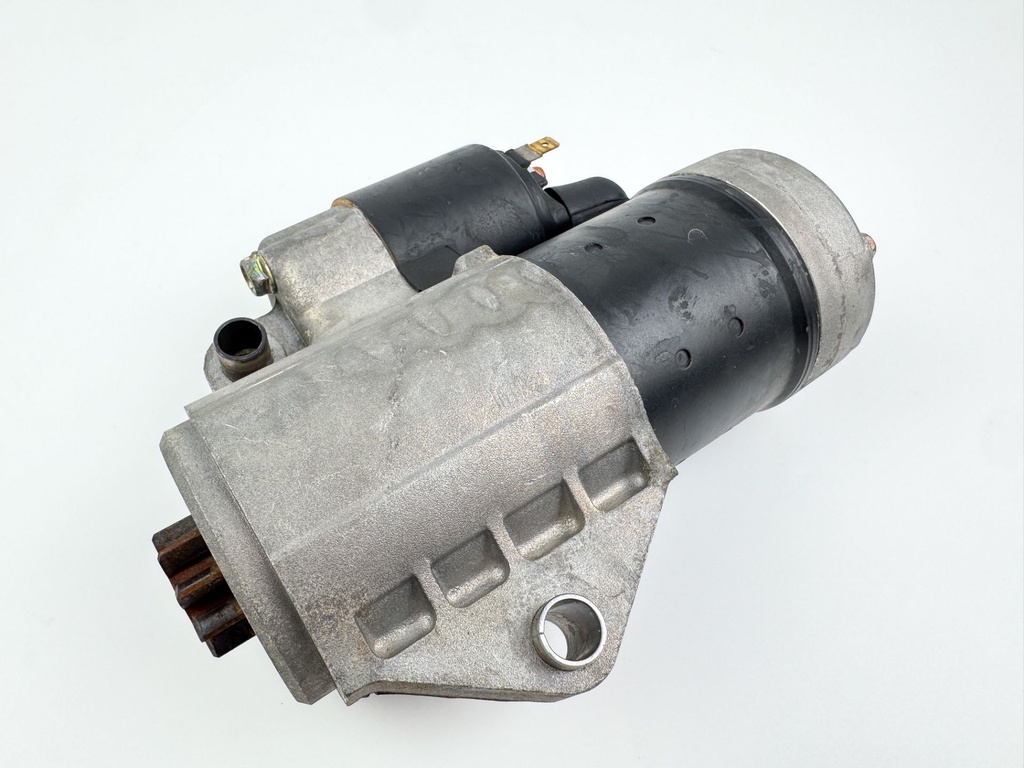 2005 Suzuki 140 HP 4 Stroke Outboard Starter Motor 31100-90J01 OEM