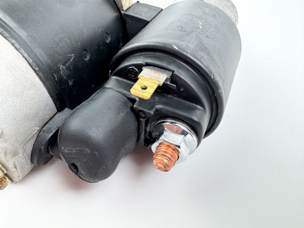 2005 Suzuki 140 HP 4 Stroke Outboard Starter Motor 31100-90J01 OEM