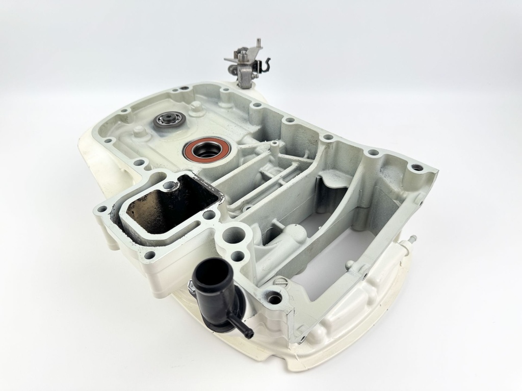 2005 Suzuki Johnson 140 HP 4 Stroke Outboard Engine Holder 51110-90822-0EP OEM