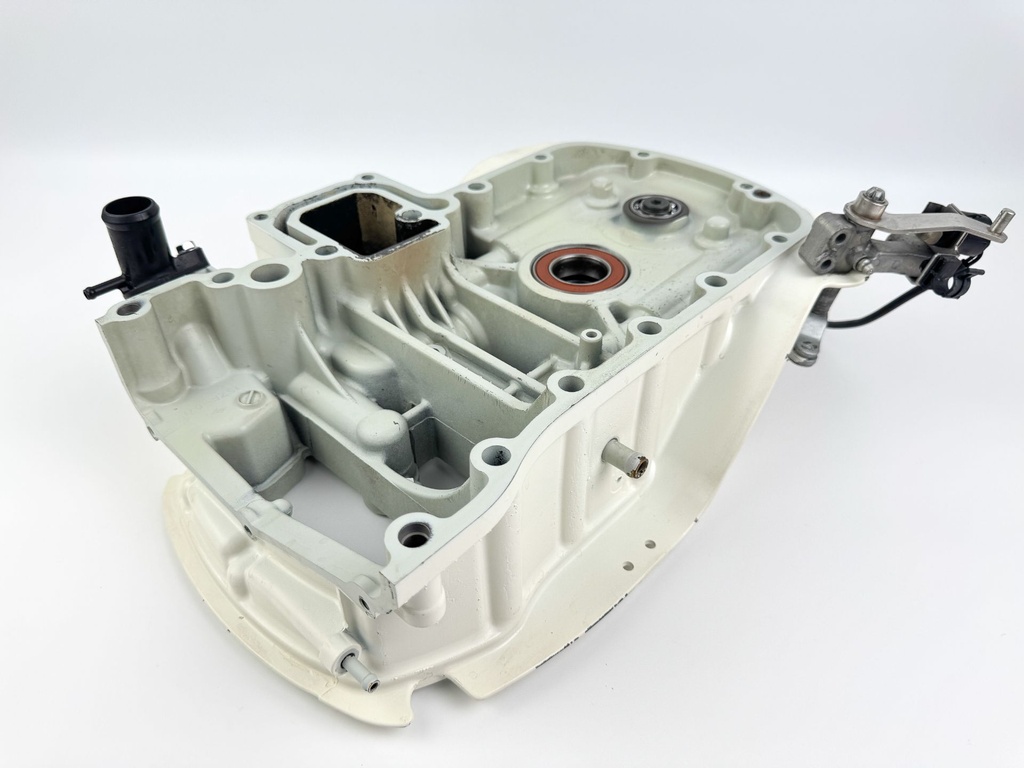 2005 Suzuki Johnson 140 HP 4 Stroke Outboard Engine Holder 51110-90822-0EP OEM