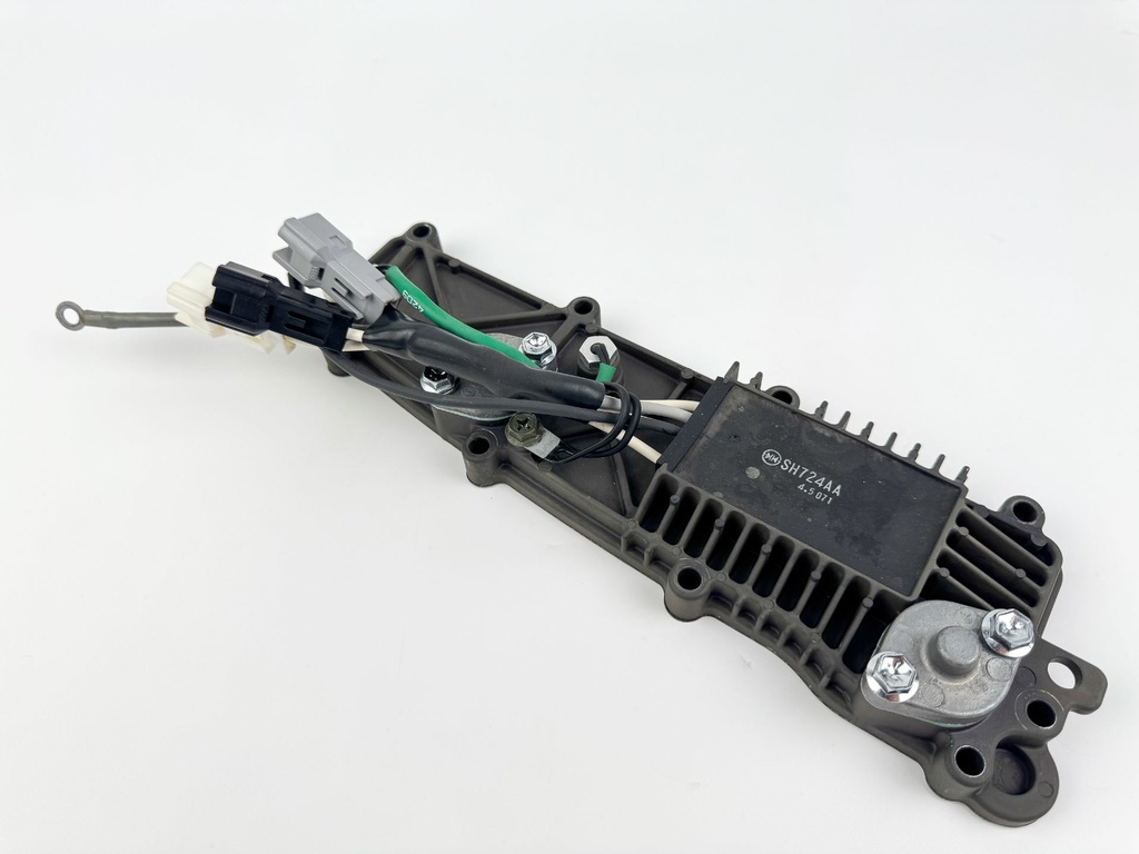 2005 Suzuki 140 HP 4 Stroke Outboard Rectifier & Regulator 32800-90J20 OEM