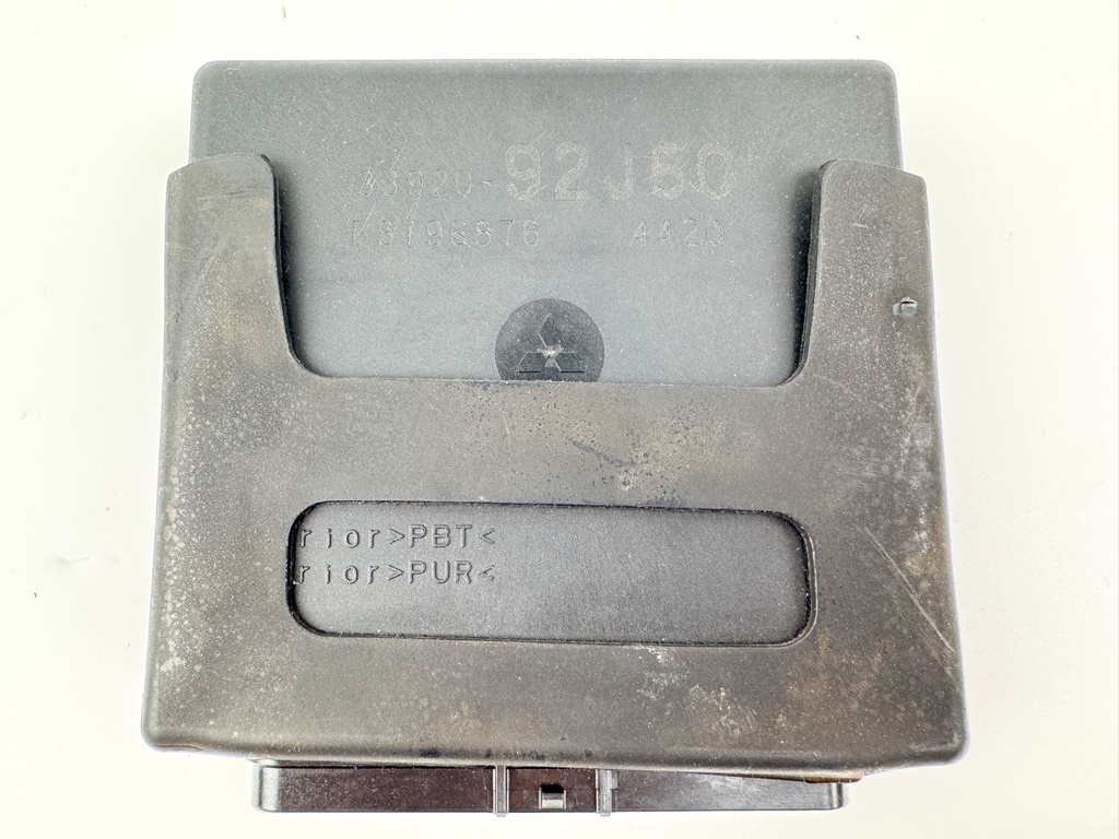 2005 Suzuki DF 140 HP 4 Stroke Outboard Engine Control Unit ECU 33920-92J50 OEM