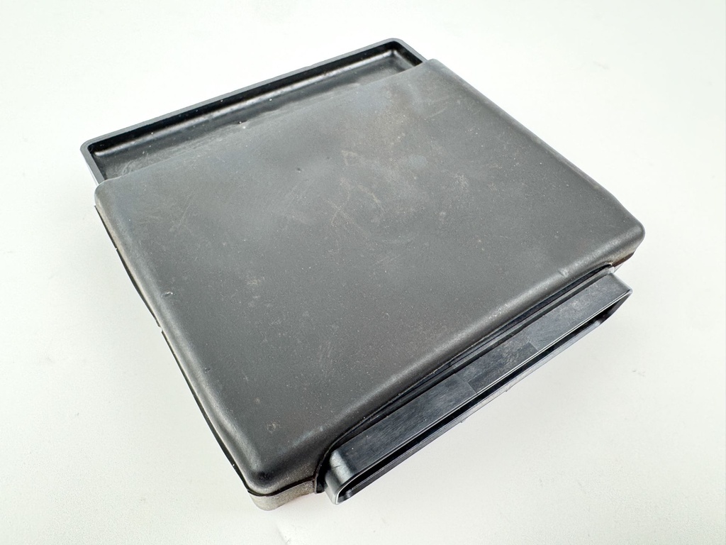 2005 Suzuki DF 140 HP 4 Stroke Outboard Engine Control Unit ECU 33920-92J50 OEM