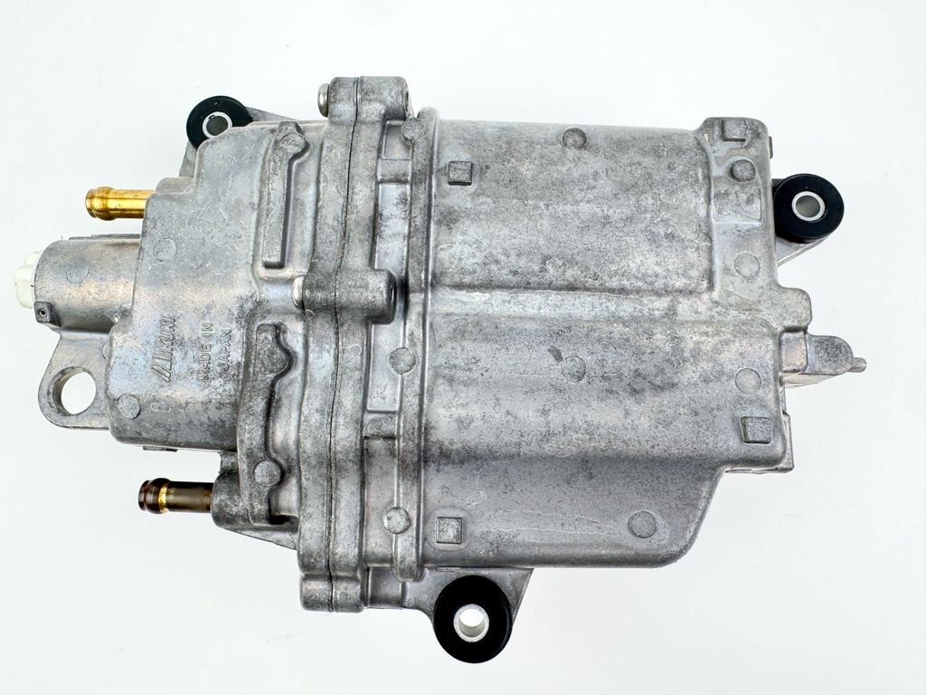 2005 Johnson 140 HP 4 Stroke Outboard Vapor Separator Tank VST 15600-90J01 OEM