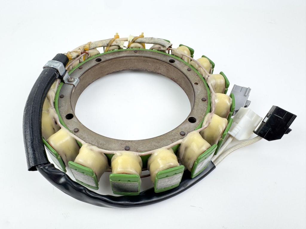 2005 Suzuki 140 HP 4 Stroke Outboard Stator Charging Coil 32120-90J10 OEM