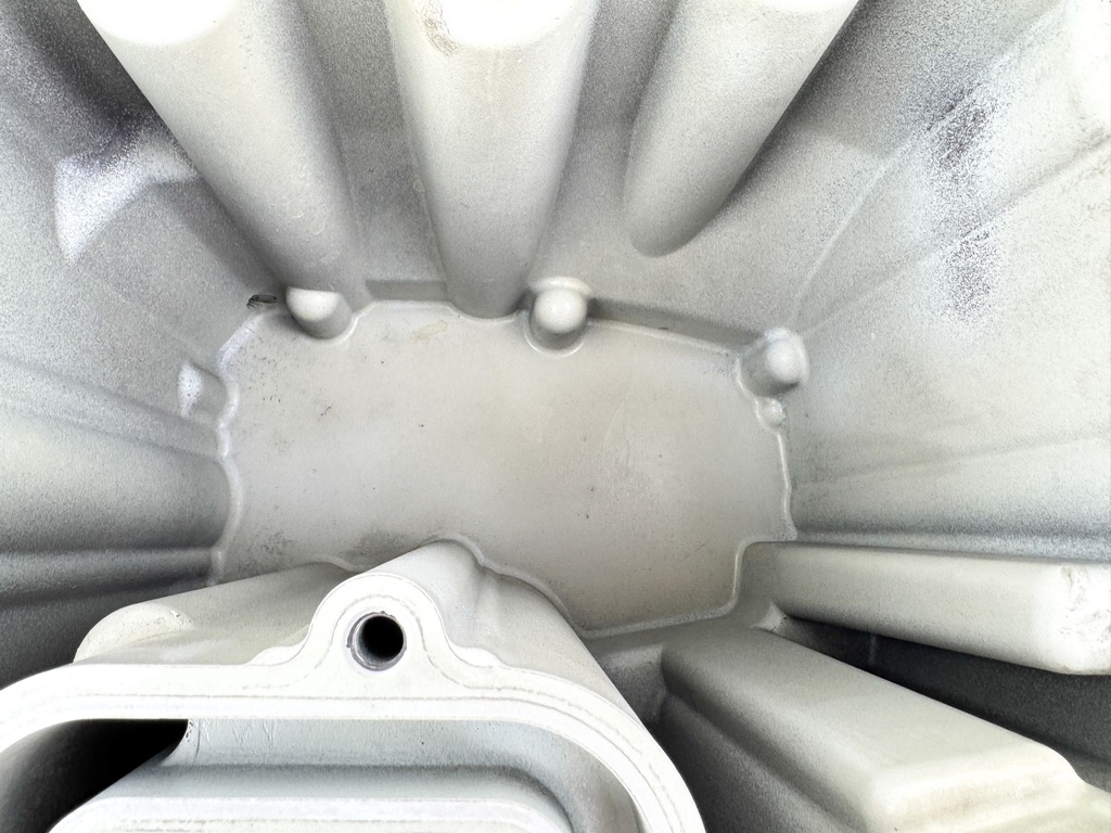 2005 Johnson Suzuki DF 140 HP 4 Stroke Outboard Oil Pan 11501-90J04-0EP OEM