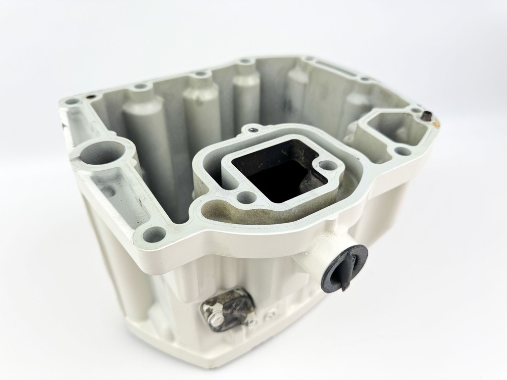 2005 Johnson Suzuki DF 140 HP 4 Stroke Outboard Oil Pan 11501-90J04-0EP OEM