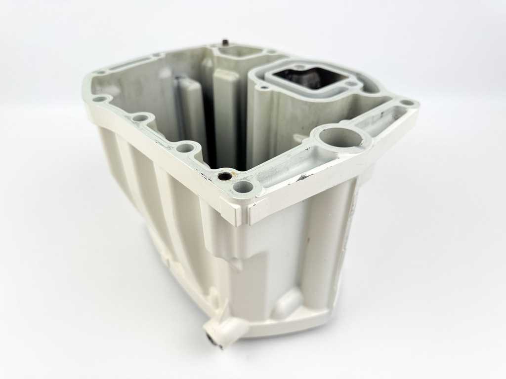 2005 Johnson Suzuki DF 140 HP 4 Stroke Outboard Oil Pan 11501-90J04-0EP OEM