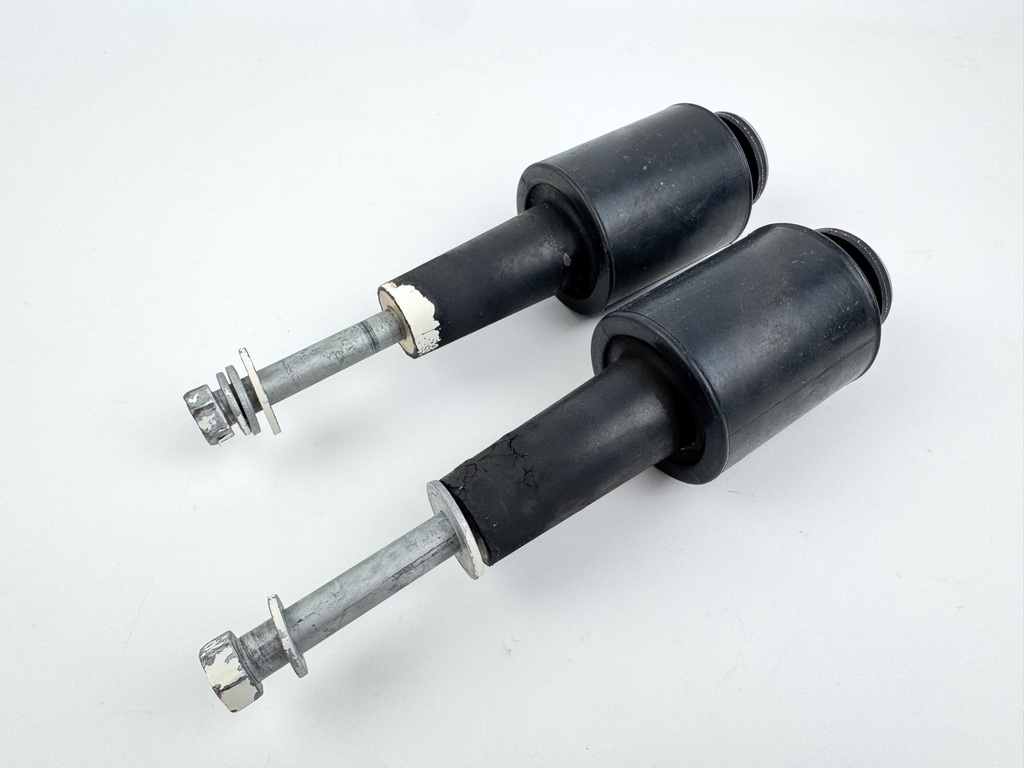 2005 Suzuki 140 HP 4 Stroke Outboard Lower Side Motor Mount Damper 54160-90J20 OEM