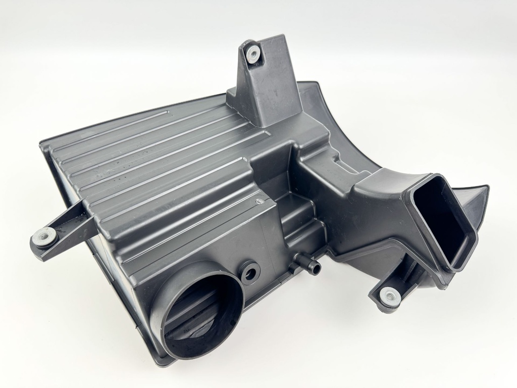 2005 Suzuki 140 HP 4 Stroke Outboard Intake Air Silencer Assembly 13810-90J01 OEM