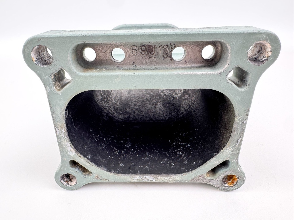 2005 Yamaha 250 HP 4 Stroke Outboard Exhaust Manifold 69J-41132-10-5B OEM