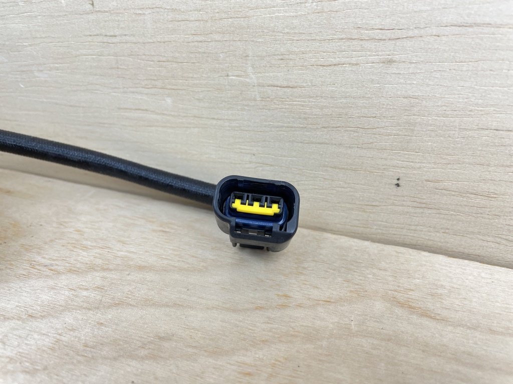 2010 Yamaha 90HP 4 Stroke Stator Coil Pulser Base Assembly 6D8-81460-00-00