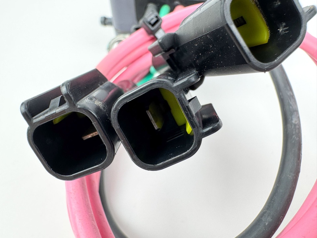 2005 Yamaha 250 HP 4 Stroke Outboard Rectifier & Regulator 6P2-81960-00-00 OEM