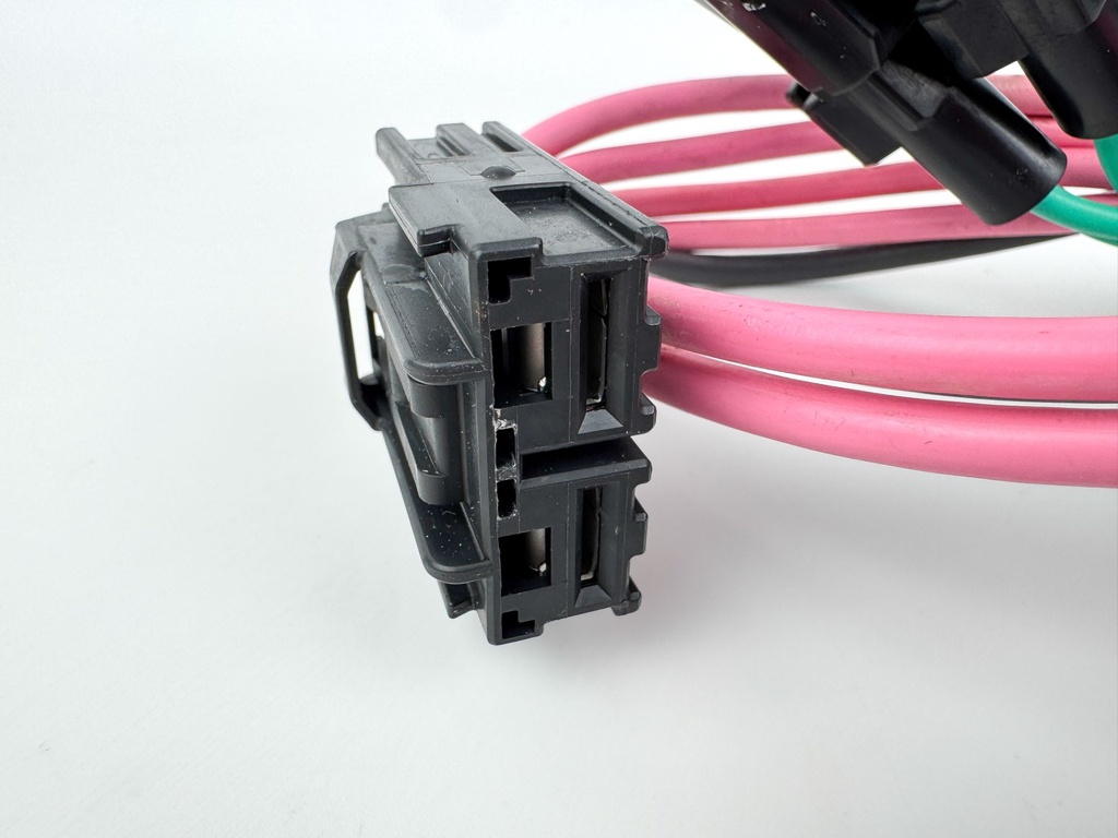 2005 Yamaha 250 HP 4 Stroke Outboard Rectifier & Regulator 6P2-81960-00-00 OEM