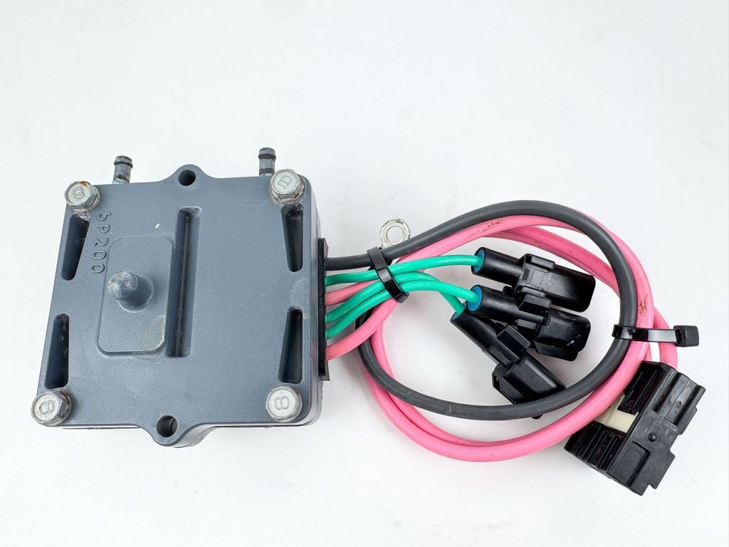 2005 Yamaha 250 HP 4 Stroke Outboard Rectifier & Regulator 6P2-81960-00-00 OEM