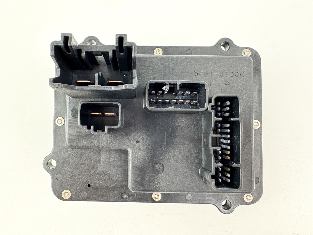 2005 Yamaha 250 HP 4 Stroke Outboard Fuse Box 6P2-82170-00-00 OEM