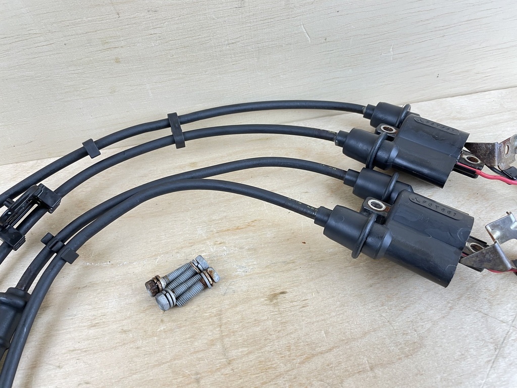 2010 Yamaha 90HP 4 Stroke Outboard Ignition Coil Set 63P-82310-01-00