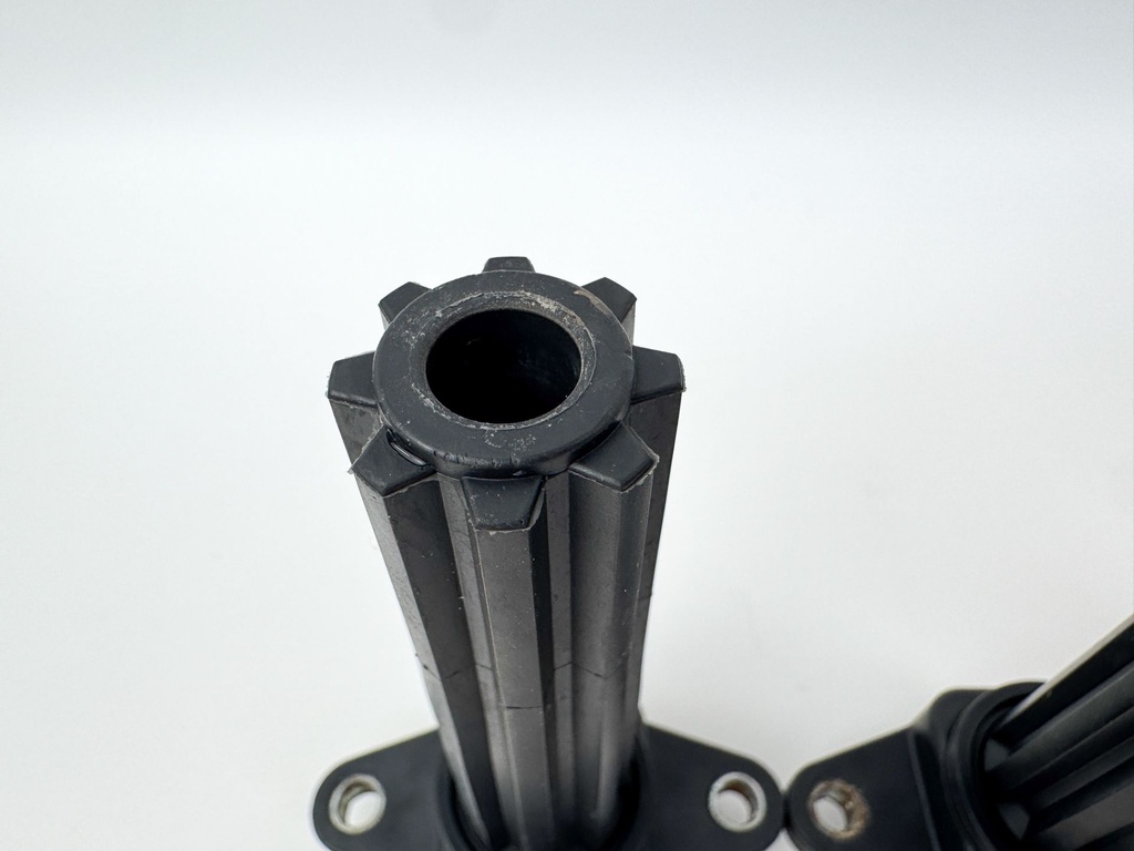 2005 Yamaha 250 HP 4 Stroke Outboard Ignition Coil Set 6P2-82310-00-00 OEM