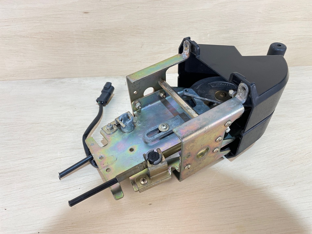 Evinrude Johnson Top Mount Control Box Binnacle - Missing Key & Parts