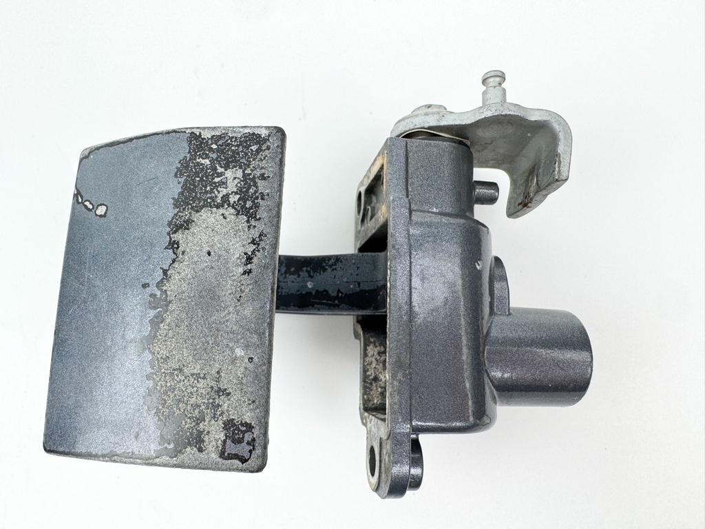 2005 Yamaha 250 HP 4 Stroke Outboard Latch Handle Set 69J-42816-00-8D OEM