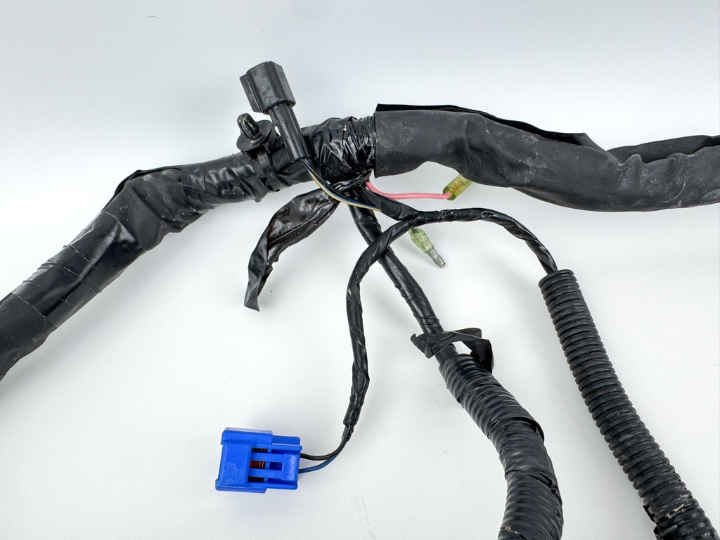 2005 Yamaha 250 HP 4 Stroke Outboard Engine Wire Harness 6P2-82590-00-00 OEM