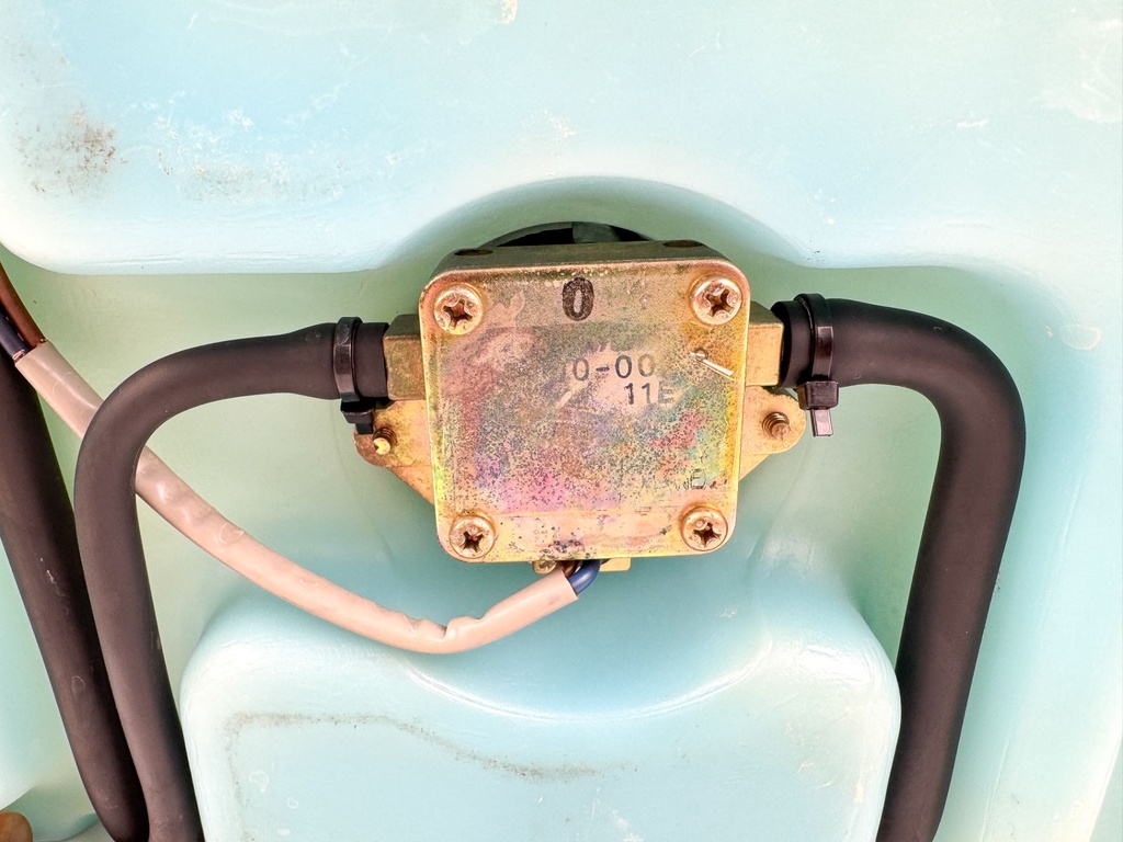 Yamaha Outboard 2 Stroke 10.5L Remote Oil Tank With Pump & Sensor 2.8 Gallons