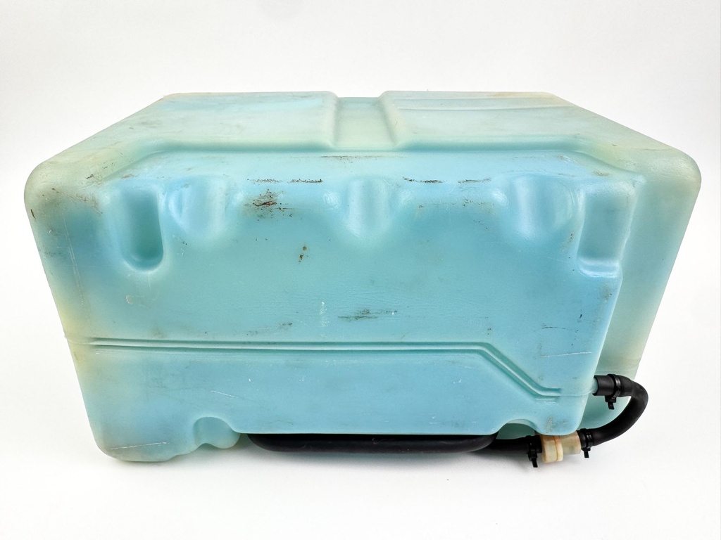 Yamaha Outboard 2 Stroke 10.5L Remote Oil Tank With Pump & Sensor 2.8 Gallons