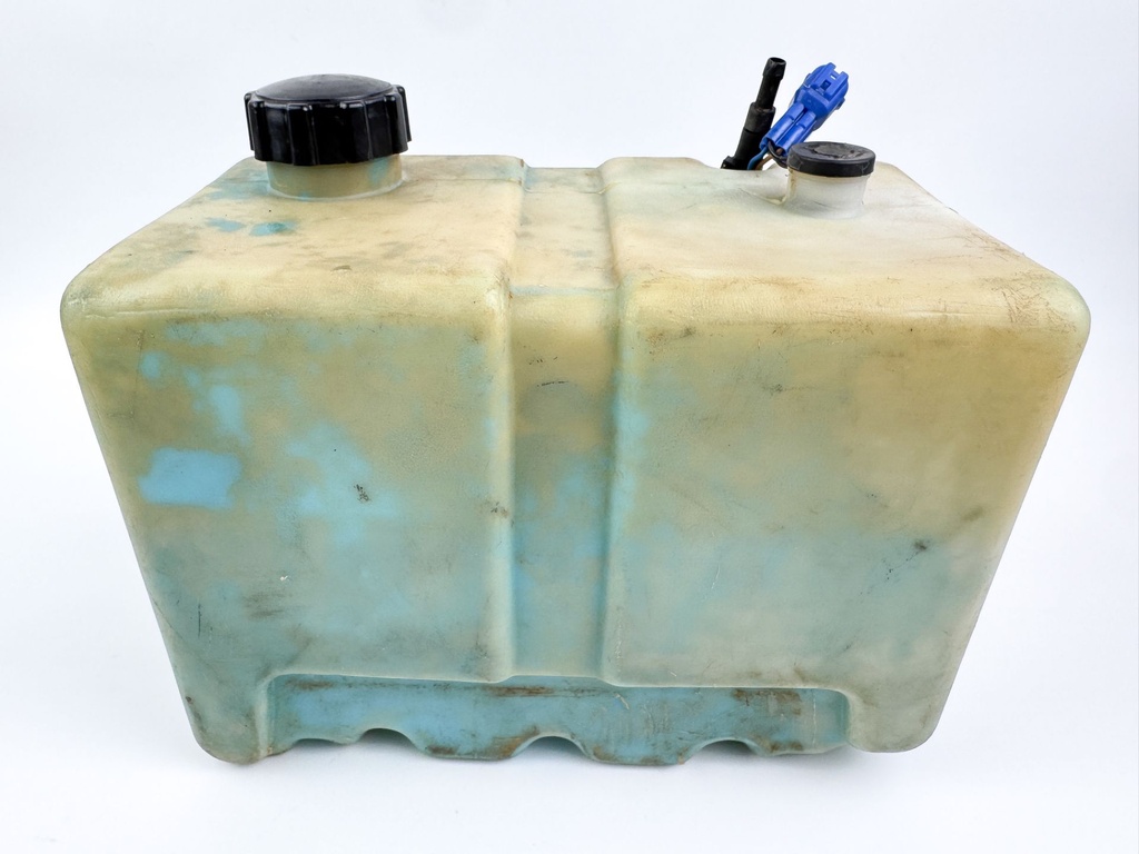 Yamaha Outboard Remote Oil Tank 2.8 Gallons 10.5L W/ Pump & Sensor