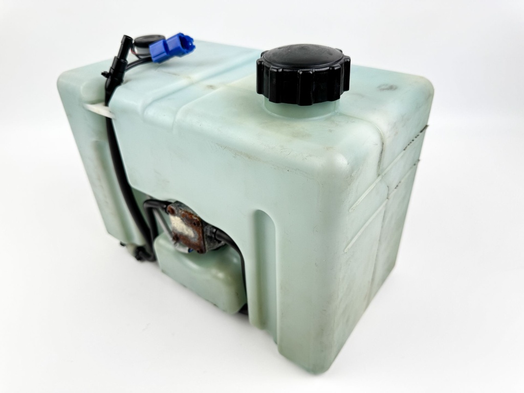 Yamaha Outboard 2 Stroke 10.5L Remote Oil Tank With Pump & Sensor 2.8 Gallons