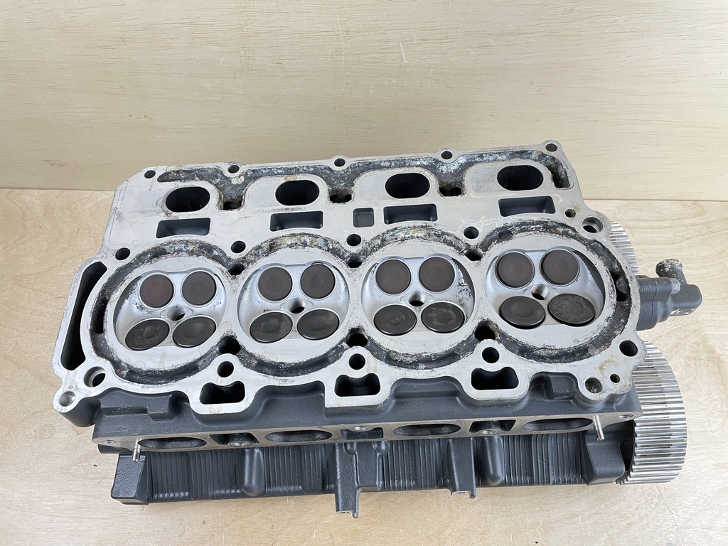 2010 Yamaha 90HP 4 Stroke Outboard Cylinder Head Assembly Complete 6D8-W009A-03-9S