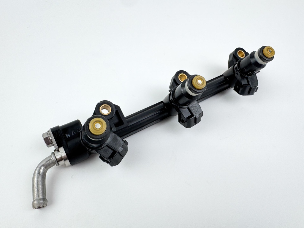 2013 Mercury 25 HP 4 Stroke Outboard Fuel Injector Set W/ Rail 898101T75 OEM