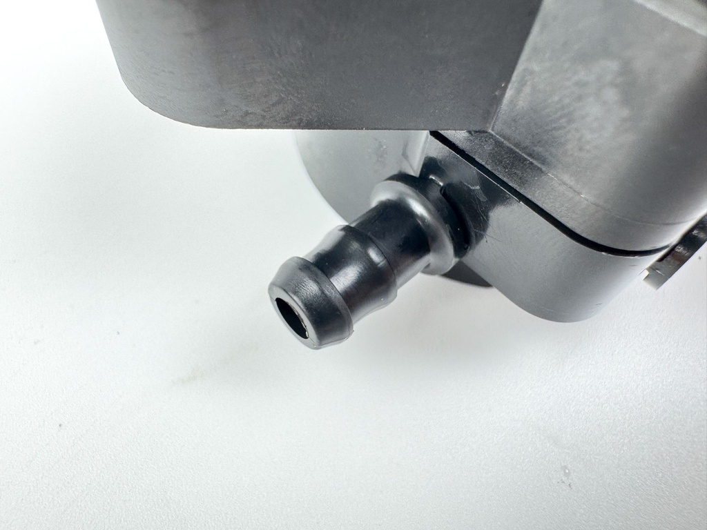 2013 Mercury 25 HP 4 Stroke Outboard Fuel Pump 803529T04 OEM