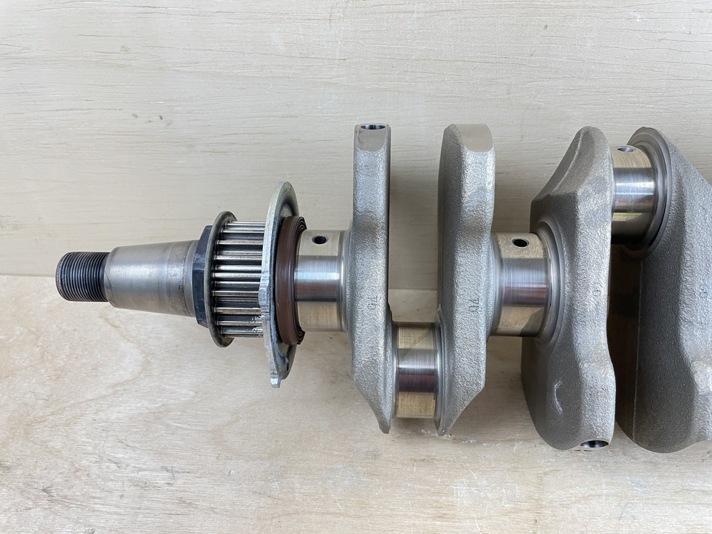 2010 Yamaha 90HP 4 Stroke Outboard Crankshaft Assembly 6D8-11411-00-00