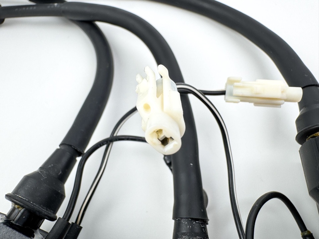 2013 Mercury 25 HP 4 Stroke Outboard Ignition Coil Set 898103T OEM