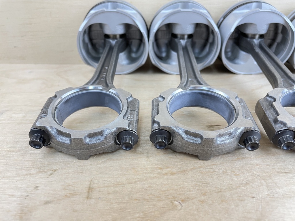 2010 Yamaha 90HP 4 Stroke Outboard Piston & Connecting Rod Set 6D8-W1164-21-00