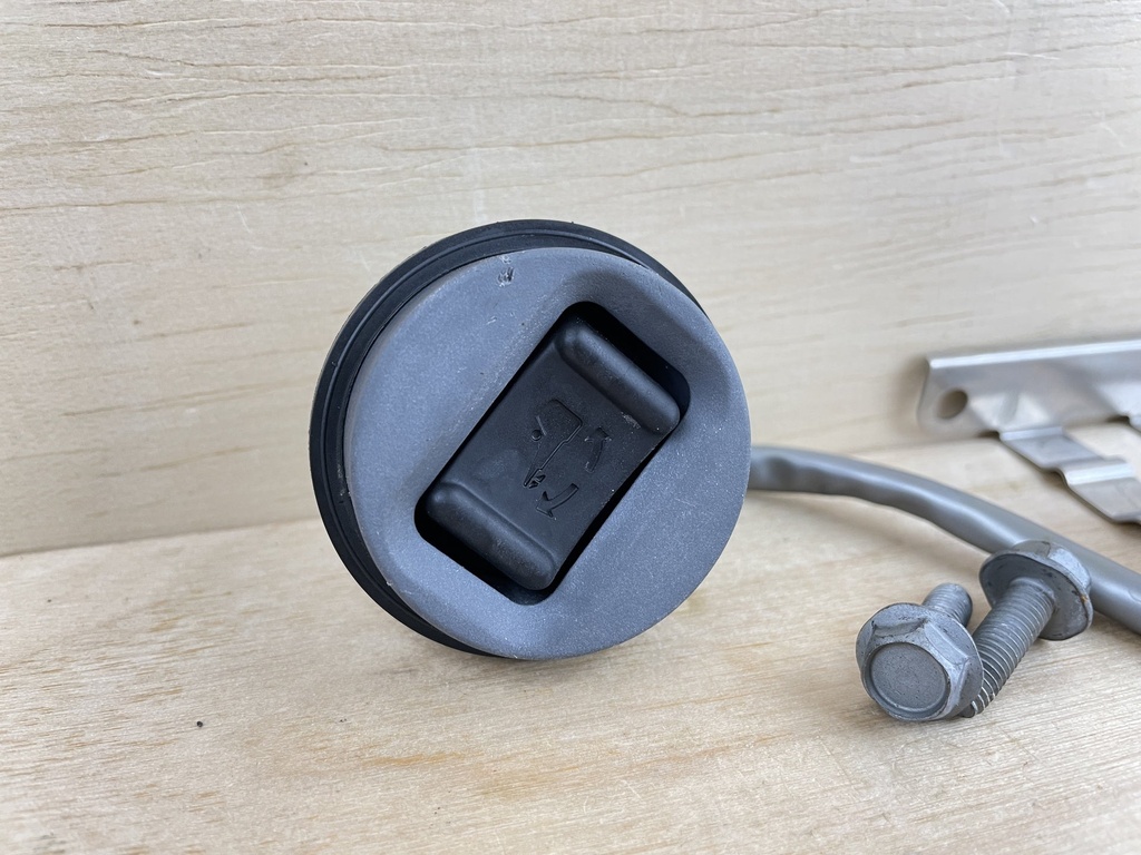 2010 Yamaha 90HP 4 Stroke Outboard Power Trim & Tilt Switch 63D-82563-10-00