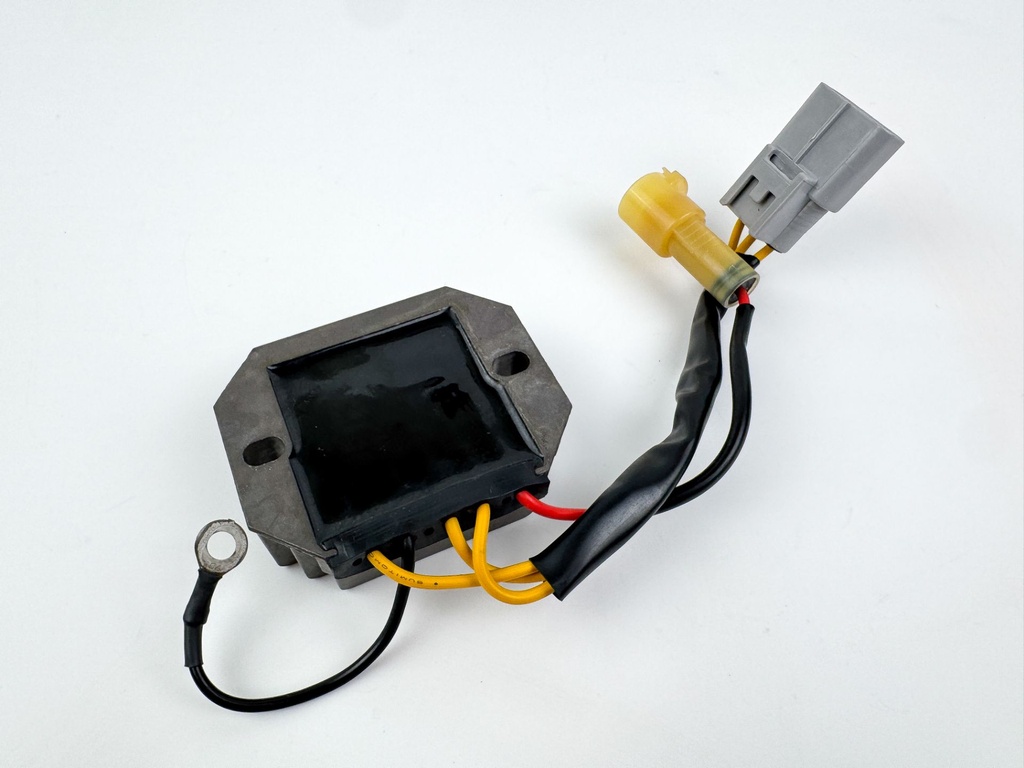 2013 Mercury 25 HP 4 Stroke Outboard Rectifier & Regulator 898103T14 OEM