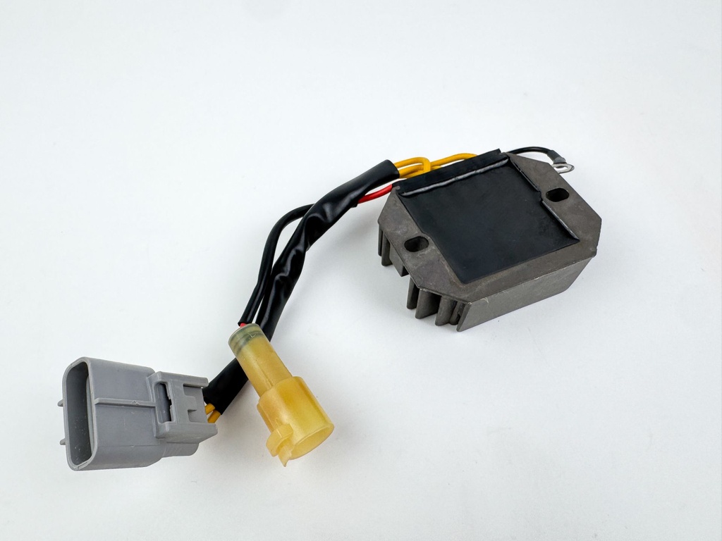 2013 Mercury 25 HP 4 Stroke Outboard Rectifier & Regulator 898103T14 OEM