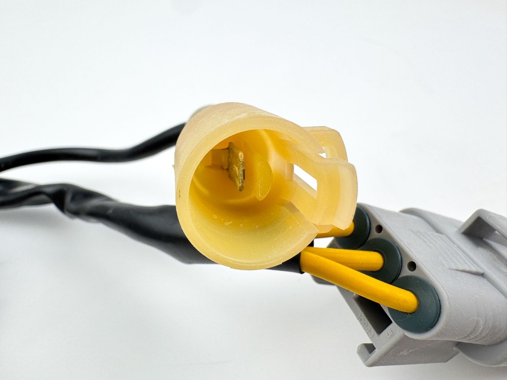 2013 Mercury 25 HP 4 Stroke Outboard Rectifier & Regulator 898103T14 OEM