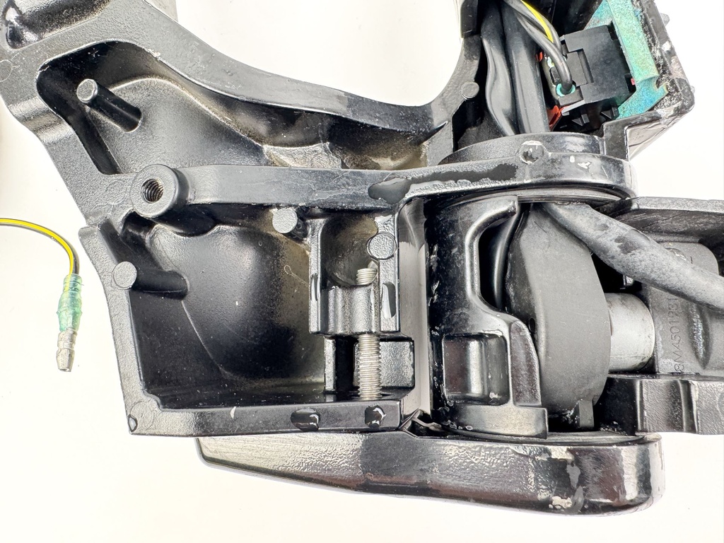 2013 Mercury 25 HP 4 Stroke Outboard Tiller Steering Handle 898103T24 OEM