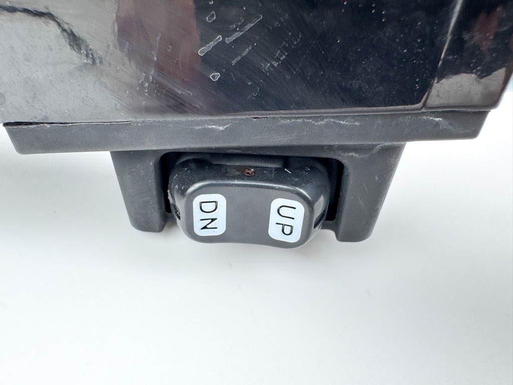 2013 Mercury 25 HP 4 Stroke Outboard Tiller Steering Handle 898103T24 OEM