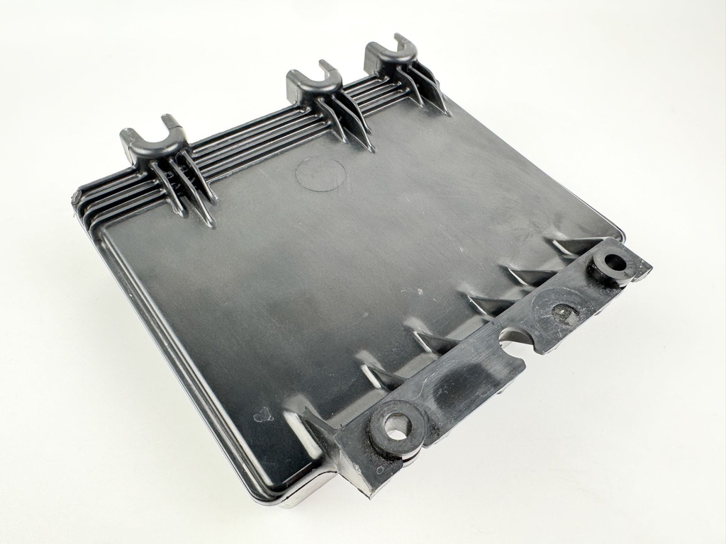 2008 Evinrude 115HP 2 Stroke Etec Outboard Engine Control Unit ECU 0586982 EMM