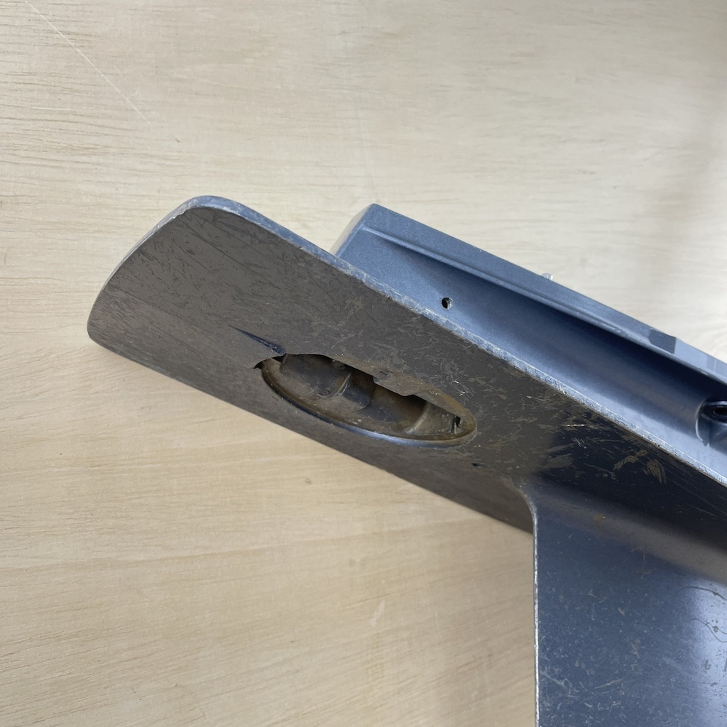 2010 Yamaha 90HP 4 Stroke 20" Lower Unit Gear Case RH 6D9-45300-15-8D