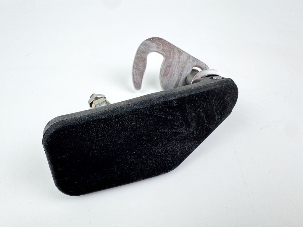 2008 Evinrude 115HP 2 Stroke Etec Outboard Rear Back Latch Handle 5005709 OEM