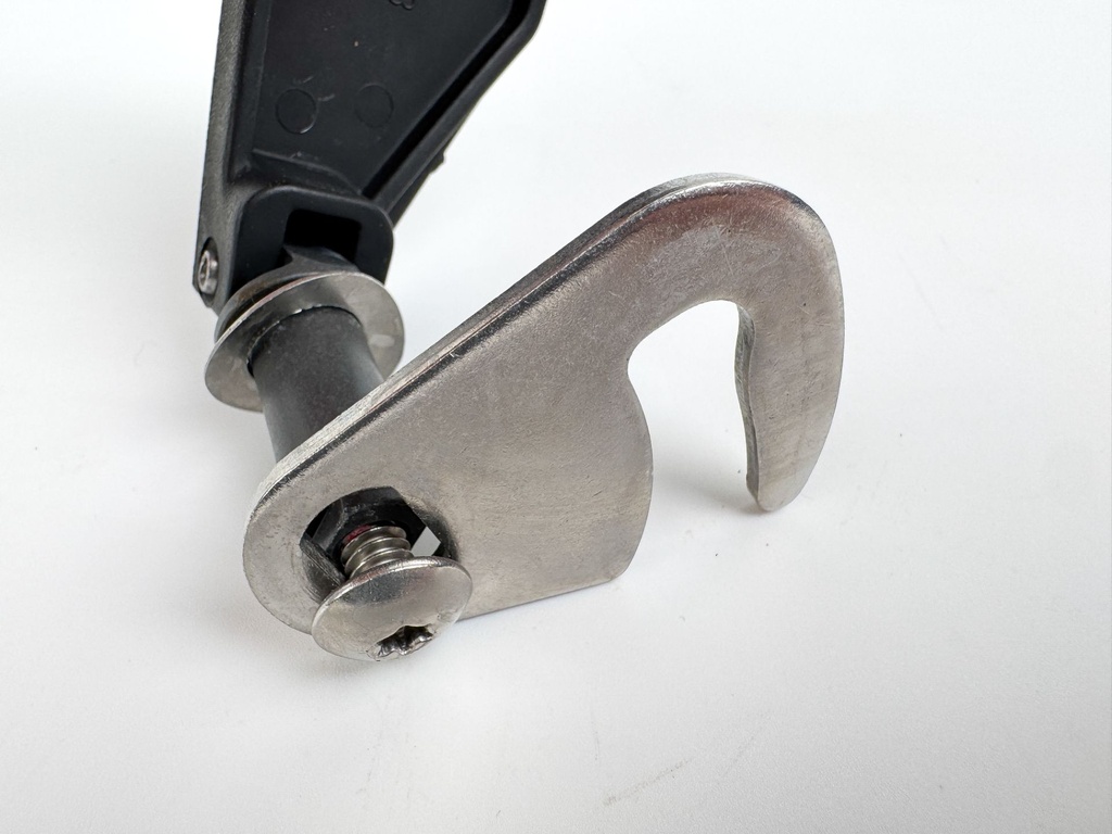 2008 Evinrude 115HP 2 Stroke Etec Outboard Rear Back Latch Handle 5005709 OEM