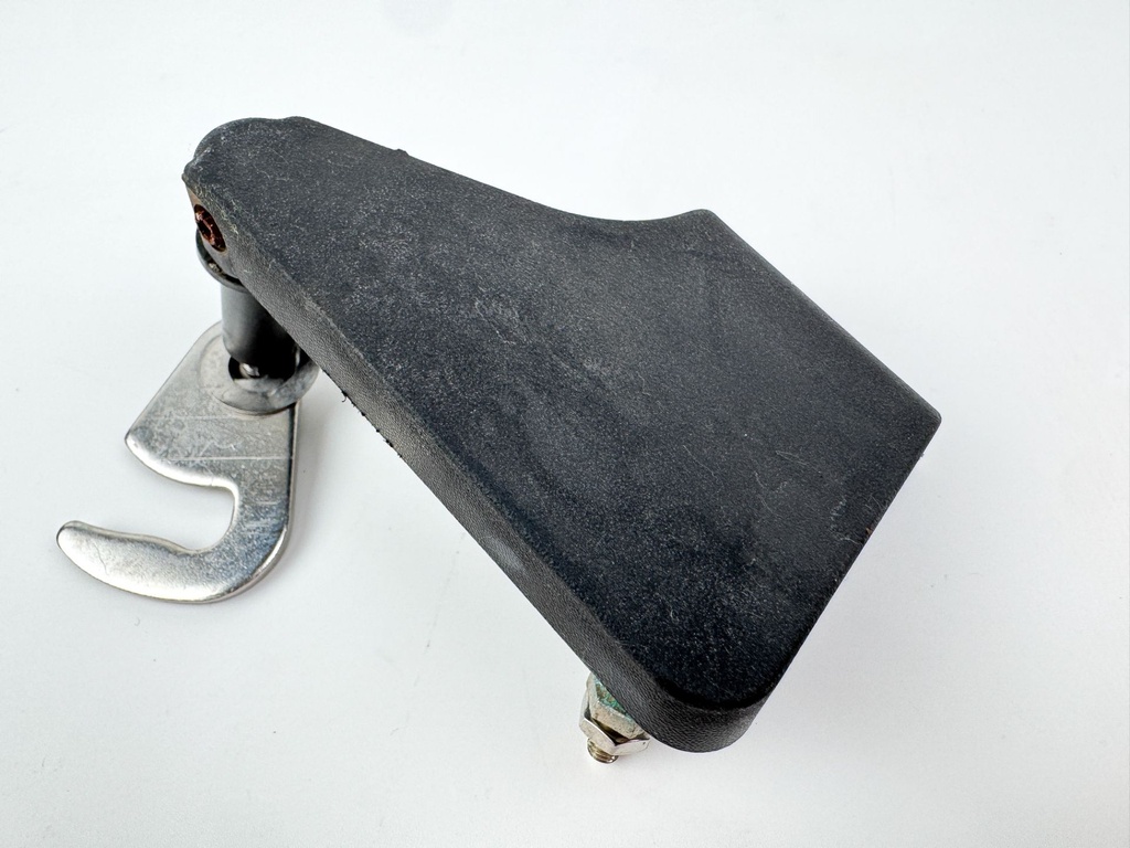 2008 Evinrude 115HP 2 Stroke Etec Outboard Port Latch Handle 5005707 OEM