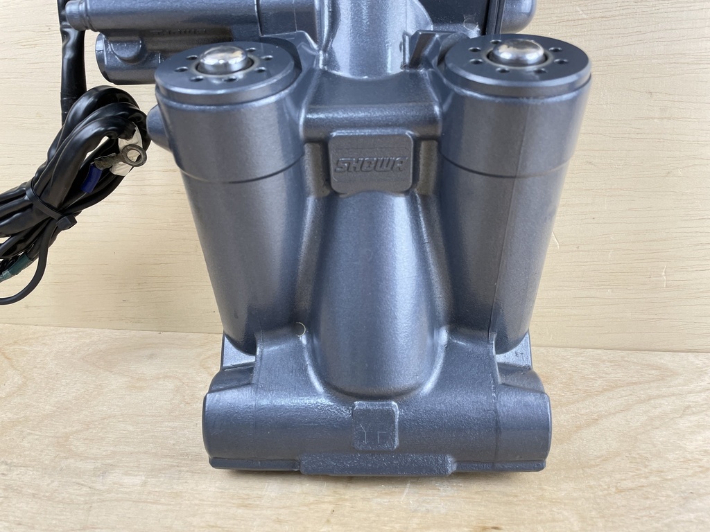 2009 Yamaha 150HP 4 Stroke Power Trim & Tilt Unit Assembly 63P-43800-03-00 Like New