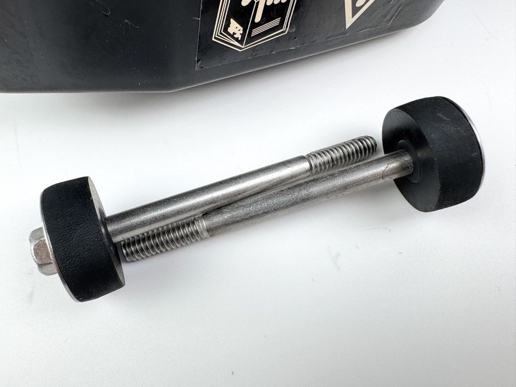 2008 Evinrude 115HP 2 Stroke Etec Outboard Intake Air Silencer Assembly 5005832 OEM