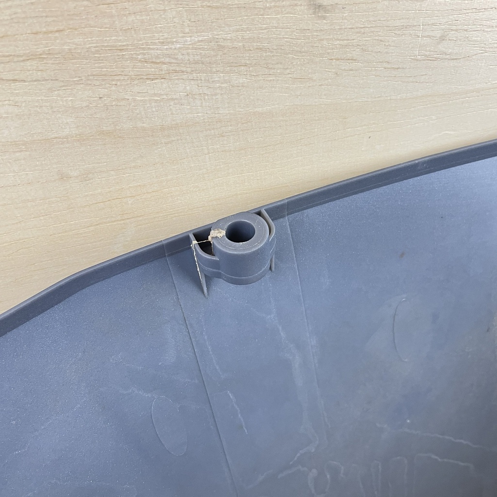 2009 Yamaha 150HP 4 Stroke Outboard Lower Apron Cover Plastic 63P-42741-01-8D