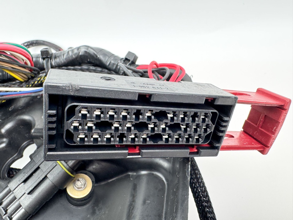 2008 Evinrude 115HP 2 Stroke Etec Outboard Engine Wire Harness 0586891 OEM